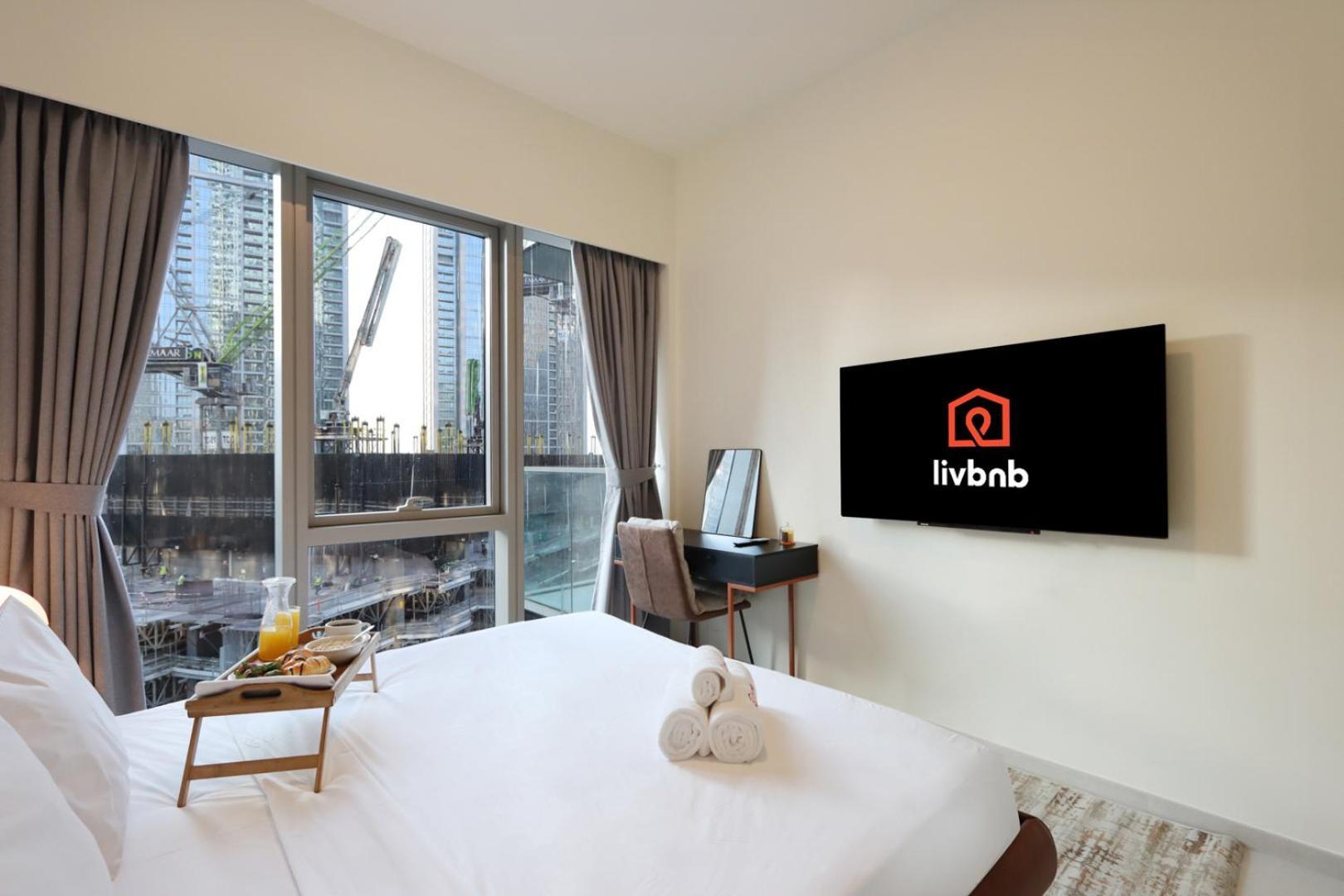 Apartment Livbnb-prestige 1br In Grande, Pool With Iconic Burj Khalifa View Dubai