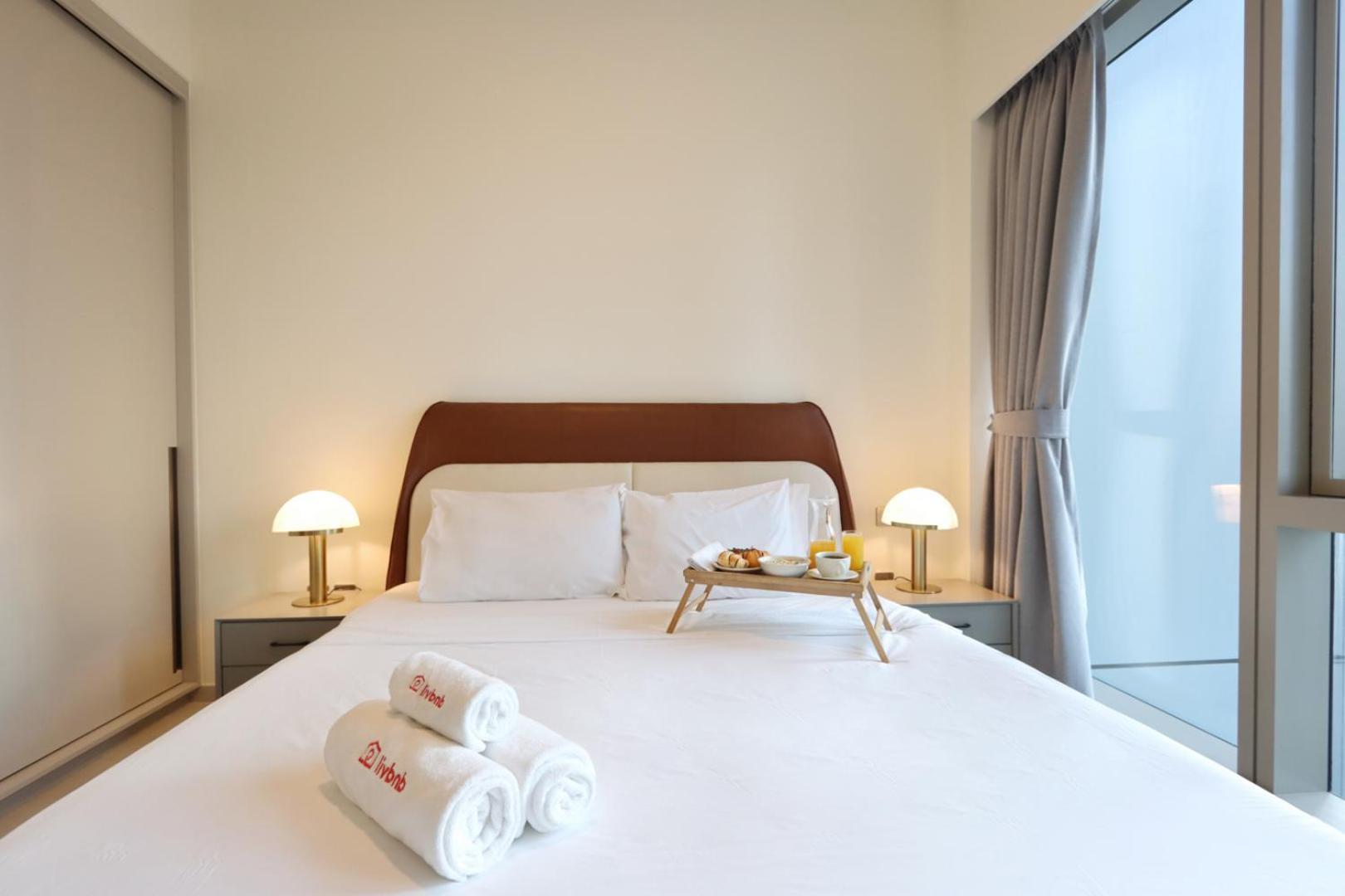 Livbnb-prestige 1br In Grande, Pool With Iconic Burj Khalifa View *