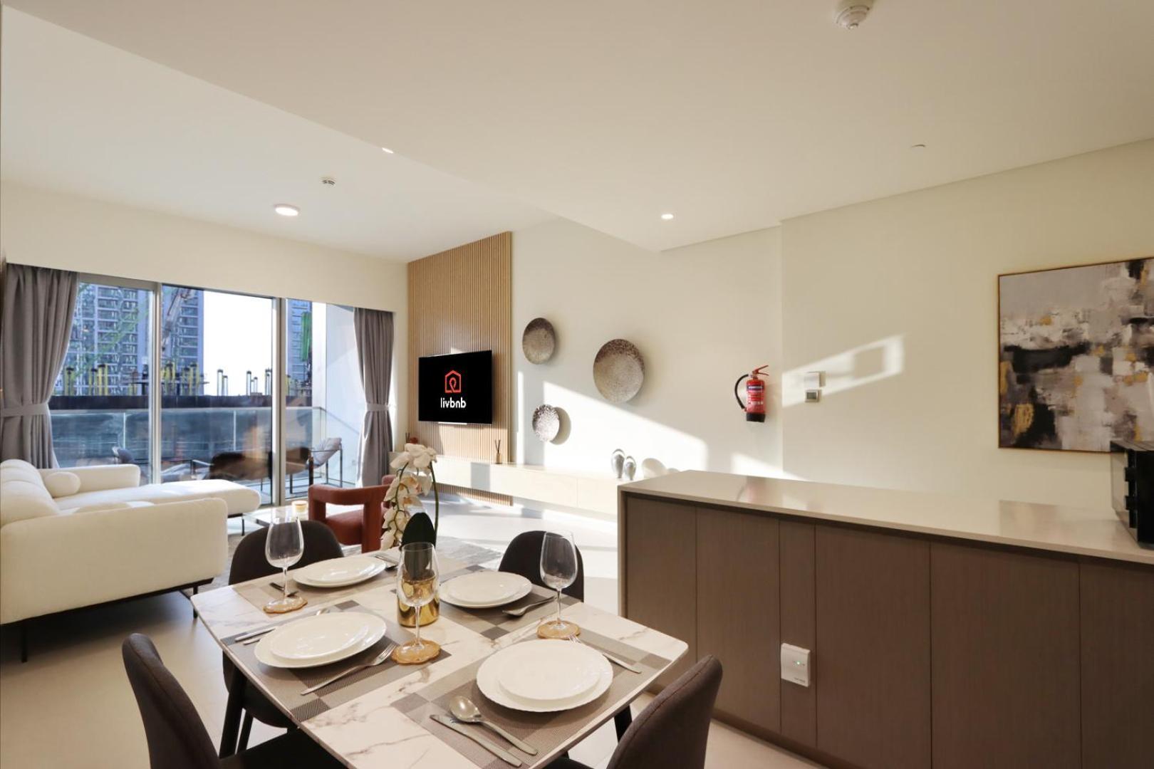 Apartment Livbnb-prestige 1br In Grande, Pool With Iconic Burj Khalifa View
