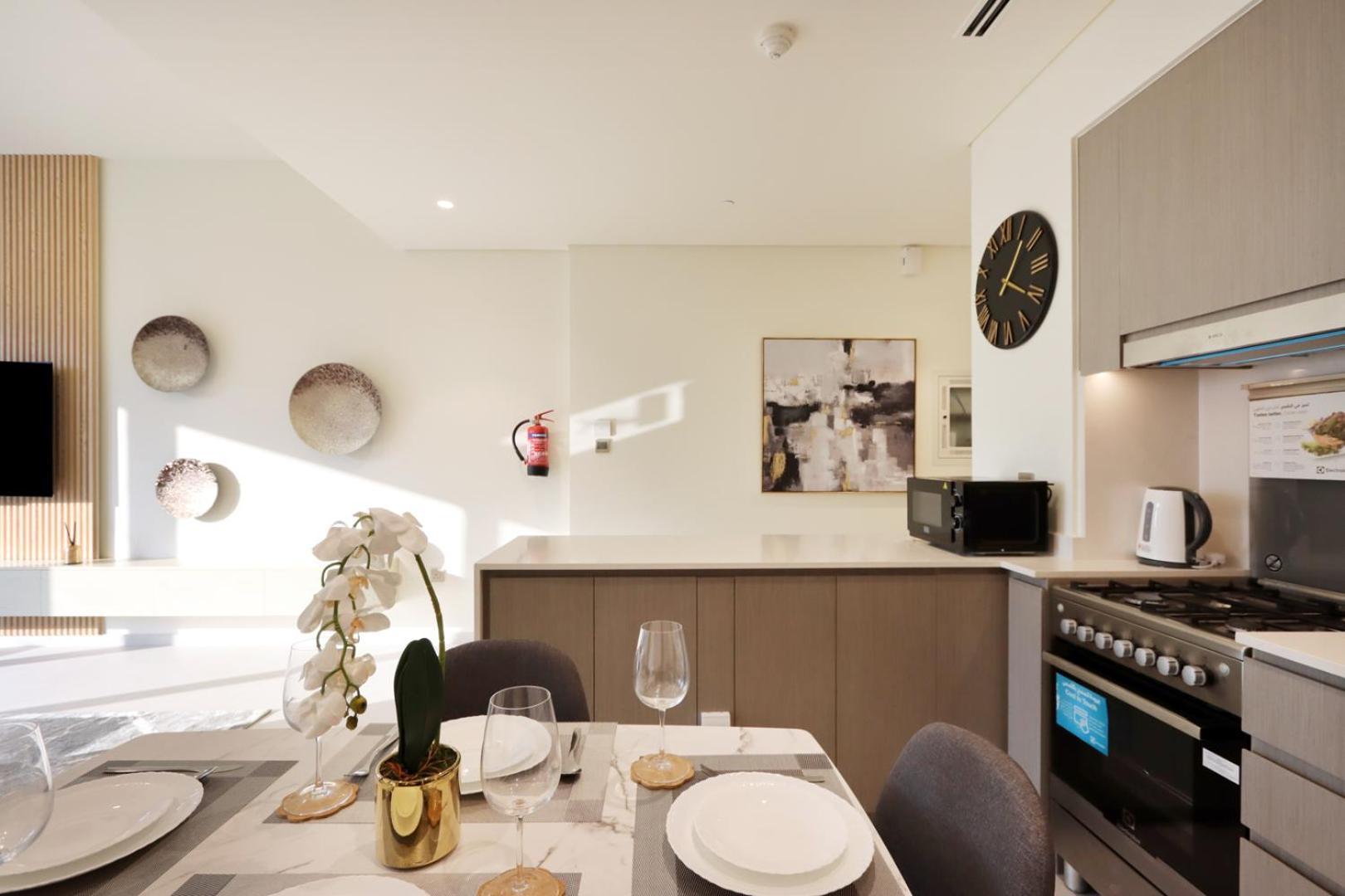 Livbnb-prestige 1br In Grande, Pool With Iconic Burj Khalifa View Apartment *