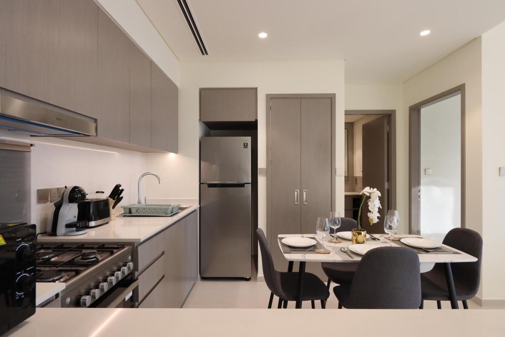 Livbnb-prestige 1br In Grande, Pool With Iconic Burj Khalifa View *